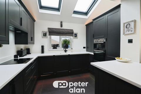 3 bedroom semi-detached house for sale, Homelands Road, Rhiwbina, Cardiff