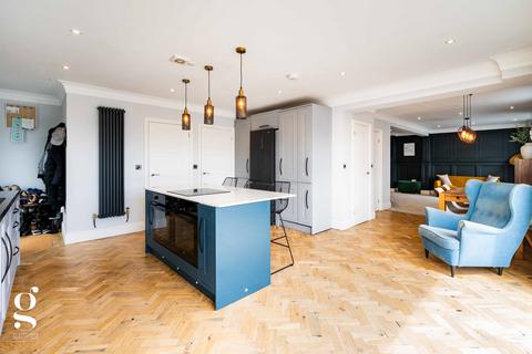 5 bedroom semi-detached house for sale, Quarry Road, Tupsley, Hereford