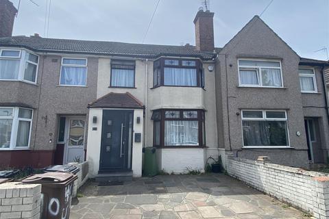 First Avenue, Dagenham