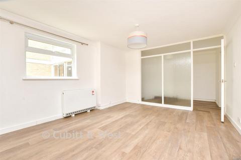 undefined, Shirley Heights, Wallington SM6