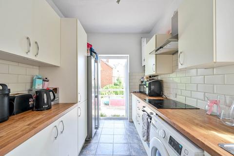 undefined, Guildford Park Road, Guildford, GU2