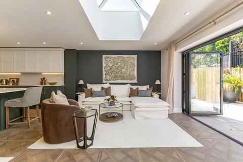 4 bedroom house for sale, Herb Grove, Banstead, SM7