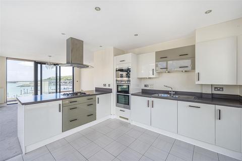 2 bedroom flat for sale, Valencay, West Quay, NEWHAVEN
