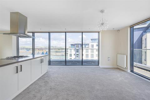 2 bedroom flat for sale, Valencay, West Quay, NEWHAVEN