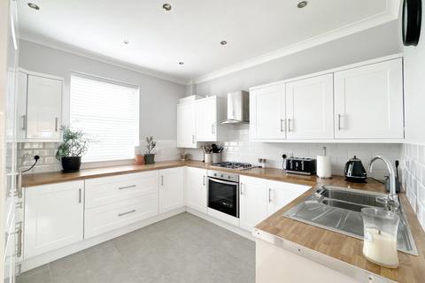 3 bedroom terraced house for sale, Liddon Road, Bromley