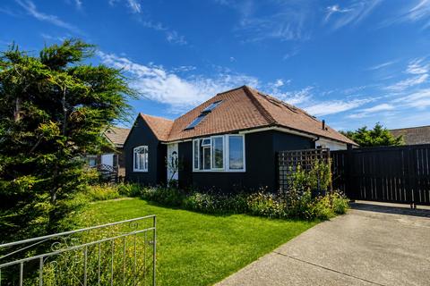 4 bedroom detached house for sale, Sunview Avenue, Peacehaven
