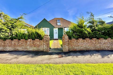 4 bedroom detached house for sale, Sunview Avenue, Peacehaven