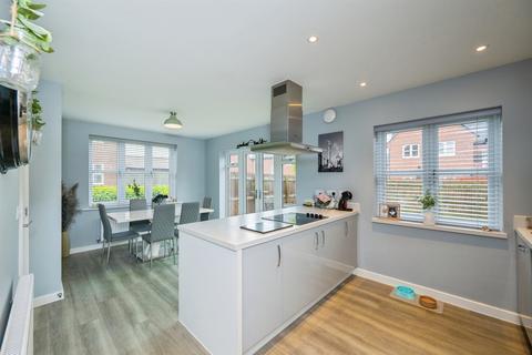 4 bedroom detached house for sale, Rawson Close, Mickleover, Derby