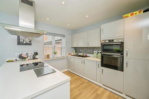 4 bedroom detached house for sale, Rawson Close, Mickleover, Derby