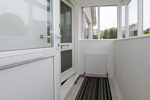 3 bedroom bungalow for sale – pohled 5