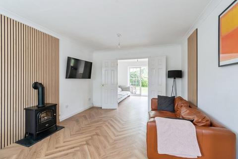 4 bedroom detached house for sale, Curlew Drive, Chippenham SN14