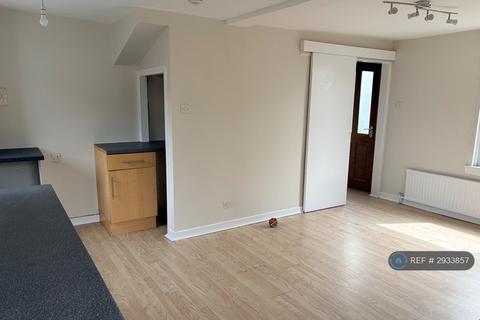 2 bedroom semi-detached house to rent, Market Place, Lauder, TD2