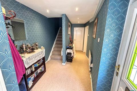 3 bedroom terraced house for sale, Ryal Walk, Newcastle upon Tyne, Tyne and Wear, NE3 3YE