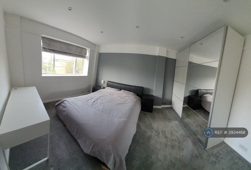 Apartment in London - View 3