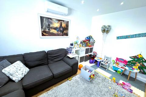 4 bedroom house to rent, Northbrook Road, Ilford IG1