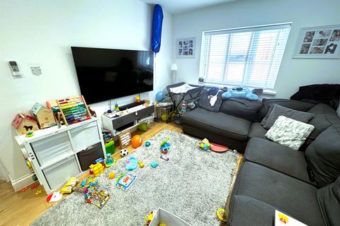 4 bedroom house to rent, Northbrook Road, Ilford IG1