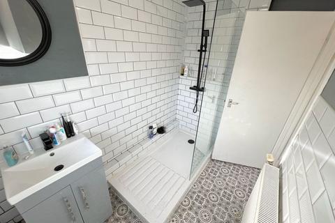 4 bedroom terraced house to rent, Baglan Street, Port Tennant, SA1