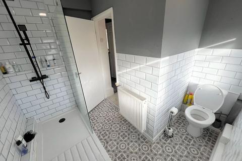4 bedroom terraced house to rent, Baglan Street, Port Tennant, SA1