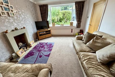 4 bedroom detached house for sale, St. Marys Walk, Mirfield