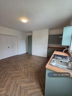 2 bedroom terraced house to rent, Grays Road, Barnsley, S71