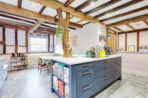 3 bedroom terraced house for sale, East Street, Coggeshall, Colchester