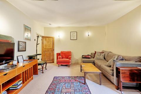 3 bedroom terraced house for sale, East Street, Coggeshall, Colchester