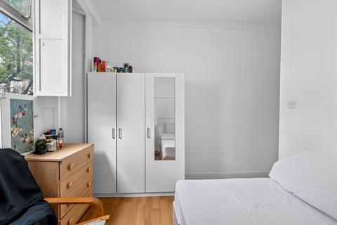 1 bedroom flat for sale, Woodstock Grove, London