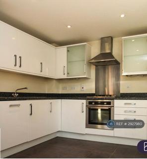 2 bedroom flat to rent, Casel Court, Stanmore, HA7