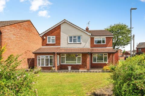 Detached house - Crantock Close, Halewood, Liverpool, Merseyside, L26