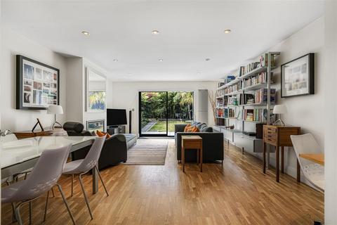 4 bedroom detached house for sale, Dinton Road, Kingston Upon Thames KT2