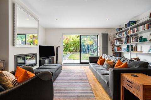 4 bedroom detached house for sale, Dinton Road, Kingston Upon Thames KT2