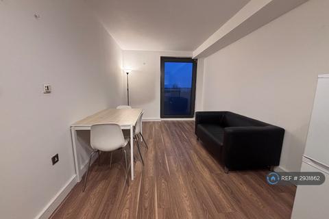 1 bedroom flat to rent, High Street, Slough, SL1