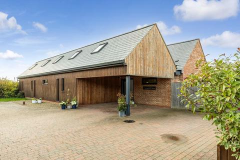 Detached house - Twigworth Views, Tewkesbury Road, Twigworth, Gloucester, GL2