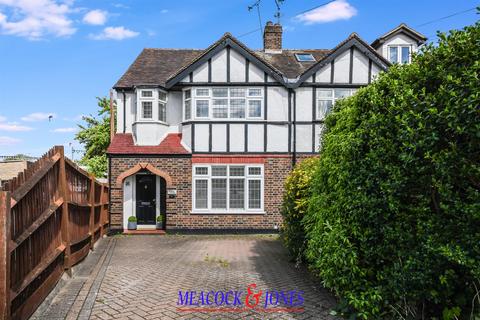 Friars Avenue, Shenfield, Brentwood