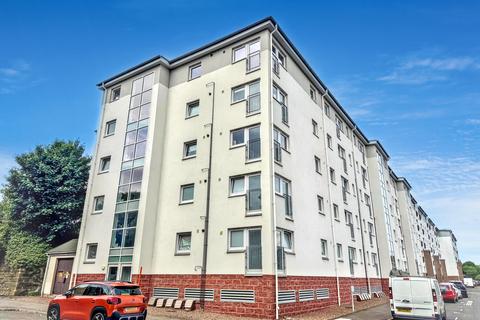 Squire Street, Glasgow G14