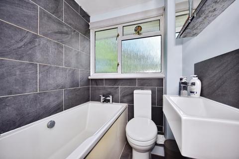 3 bedroom terraced house for sale, New Road, AYLESFORD, Kent, ME20