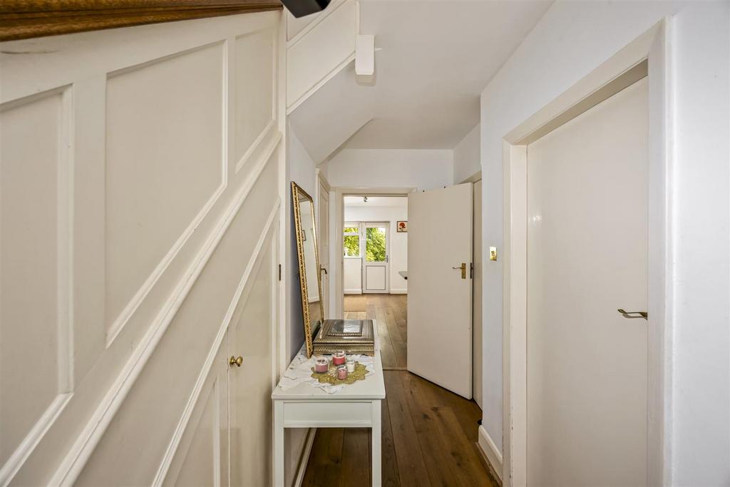 Braybon Avenue, Patcham, Brighton - View 5