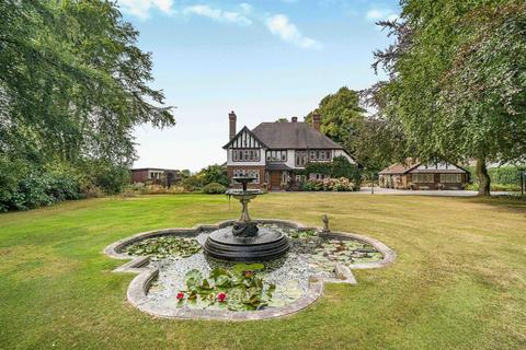Detached house - Chester Road, Higher Walton, WA4