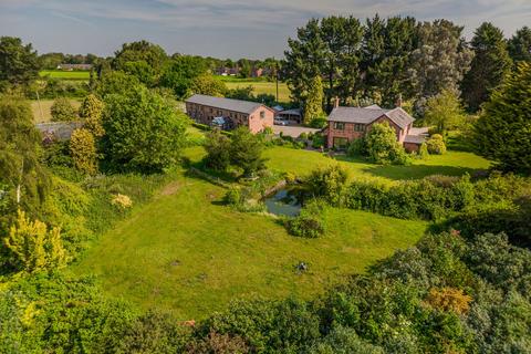4 bedroom farm house for sale, Beauty Bank, Whitegate, CW8