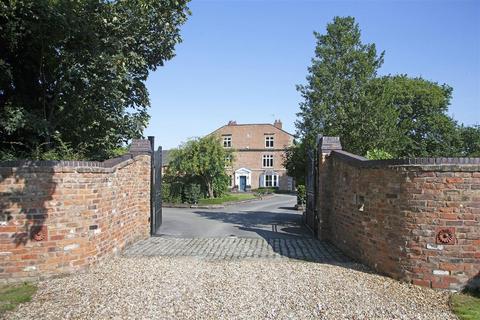 6 bedroom manor house for sale, Whitchurch Road, Milton Green, CH3