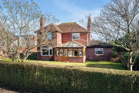 5 bedroom detached house for sale, The Avenue, Tarporley, CW6