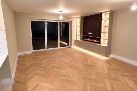 4 bedroom detached house for sale, POPLAR ROAD, LEATHERHEAD, KT22