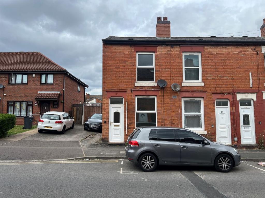 2 bedroom end of terrace house for sale