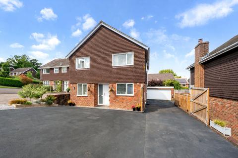 4 bedroom detached house for sale, Cundell Way, Kings Worthy, Winchester, Hampshire, SO23