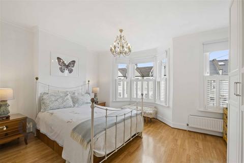 3 bedroom house for sale, Aslett Street, London