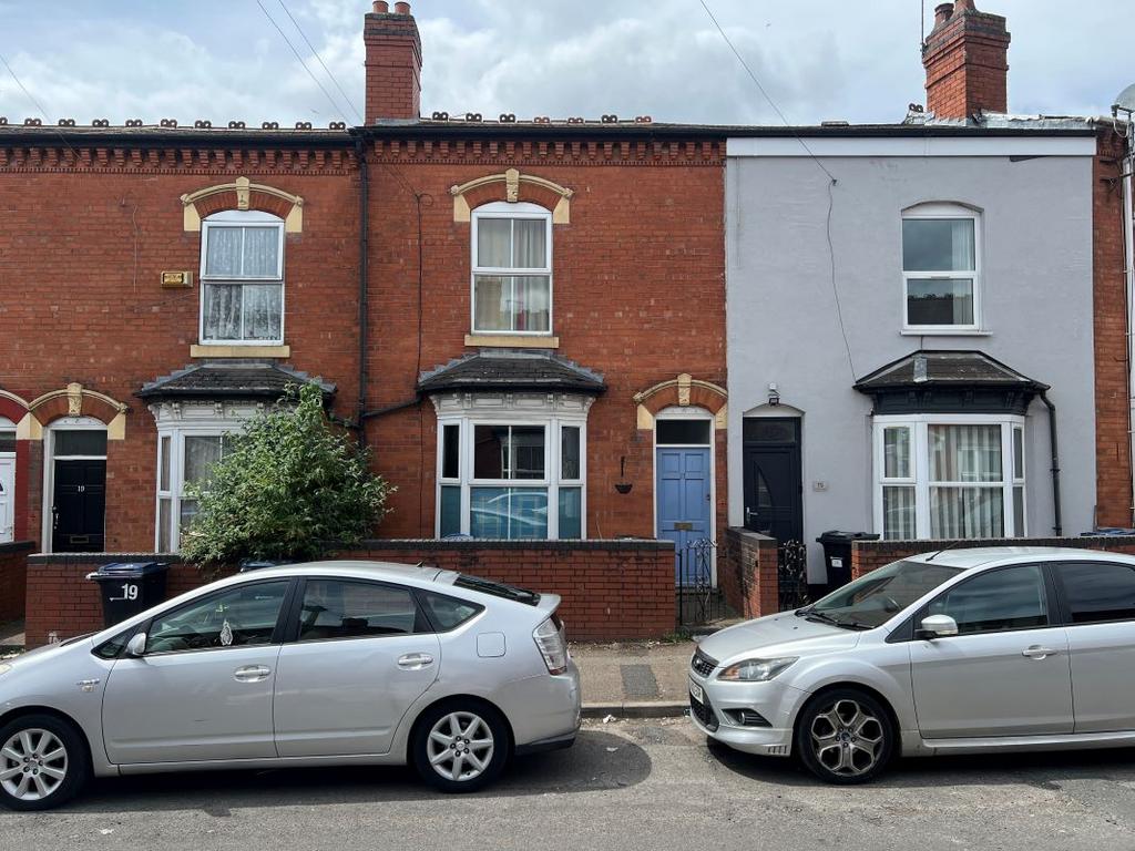 2 bedroom terraced house for sale