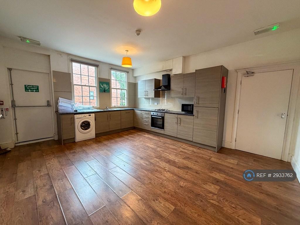 Westcotes Drive, Leicester, LE3 - View 3