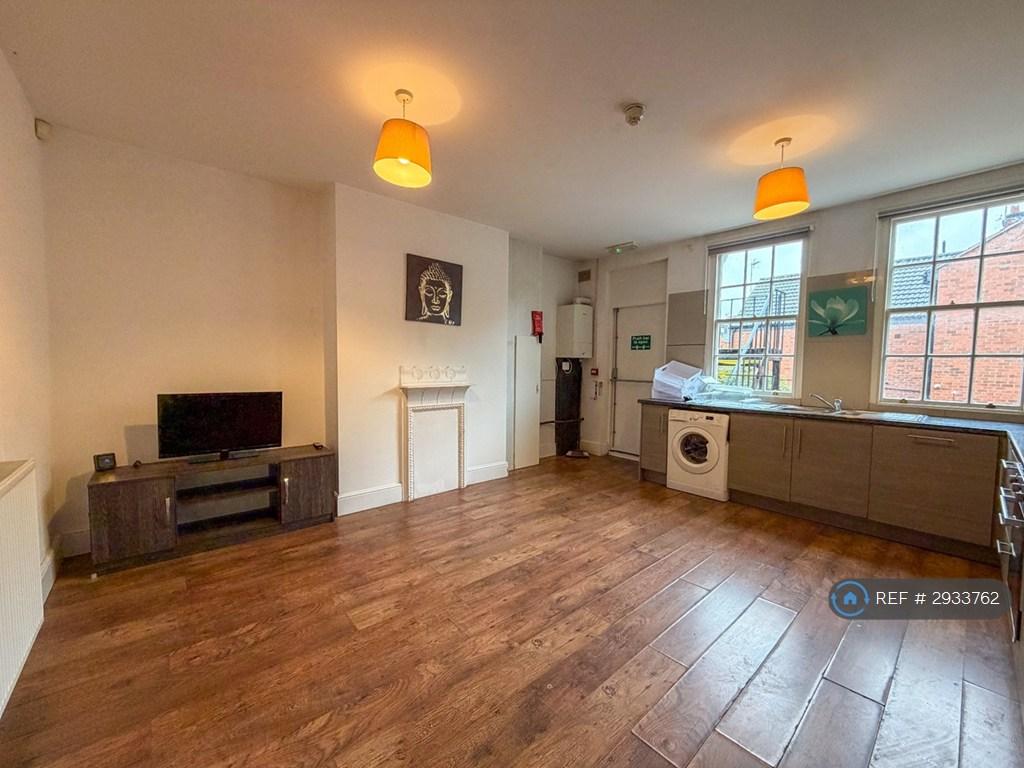 Westcotes Drive, Leicester, LE3 - View 4