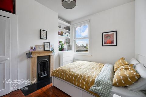 4 bedroom terraced house for sale, Inverine Road, Charlton