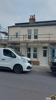 3 bedroom semi-detached house to rent, Springfield Road, Welling, Kent, DA16